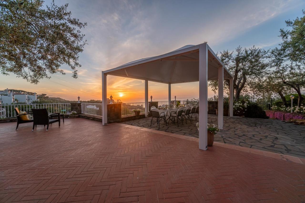 Villa Carolina Sorrento Private Heated Pool And Sea View Eksteriør bilde